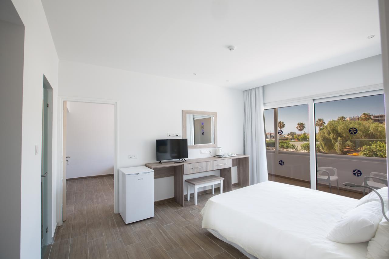 Stratovarius Nissi Rooms Ayia Napa Exterior photo