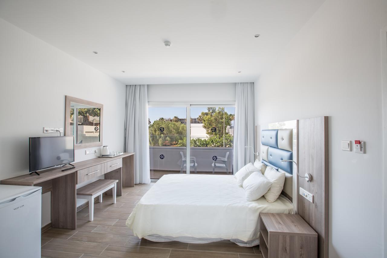 Stratovarius Nissi Rooms Ayia Napa Exterior photo
